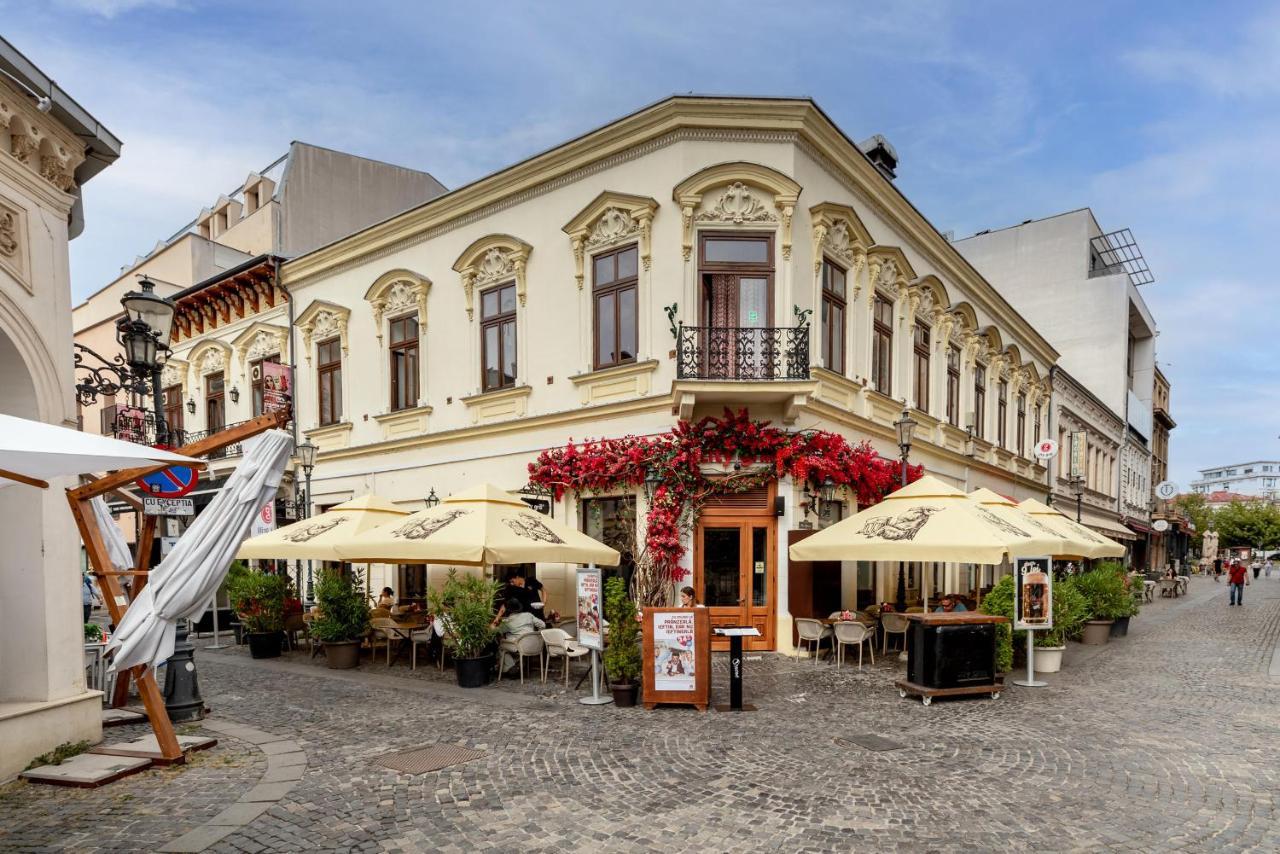 Downtown Retreat: Spacious 2-Br By Unirii Square Bucharest Exterior photo